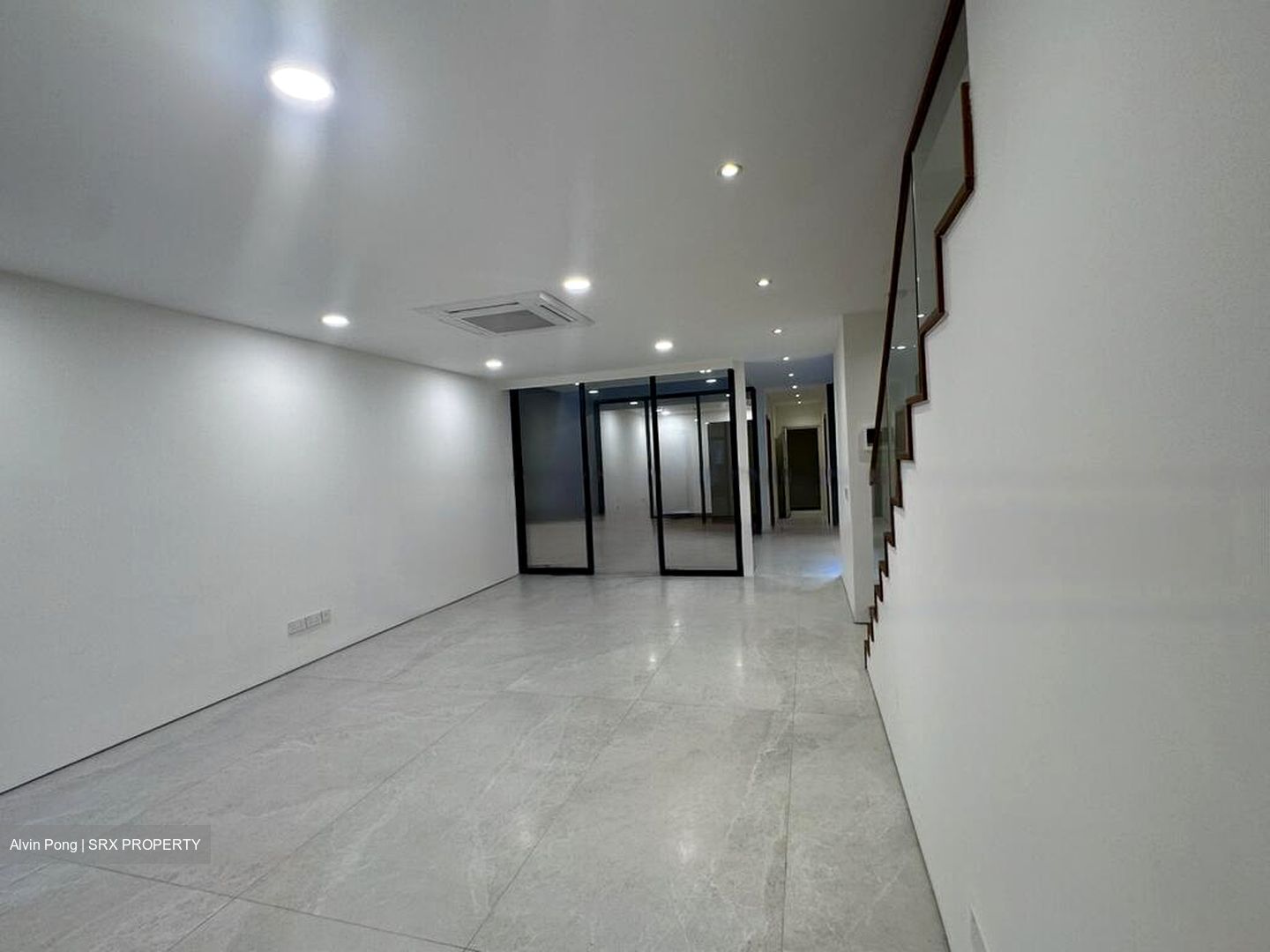 MARIA AVENUE (D15), Terrace #464293801